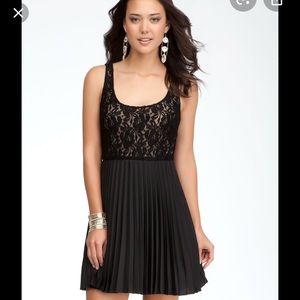 Bebe Contrast Pleated Skirt Dress Size XS